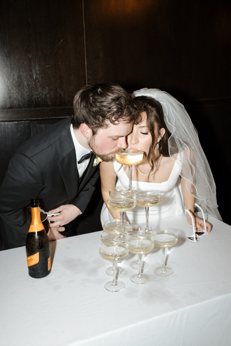Umbrella Bar Spring Wedding 2025 (21)