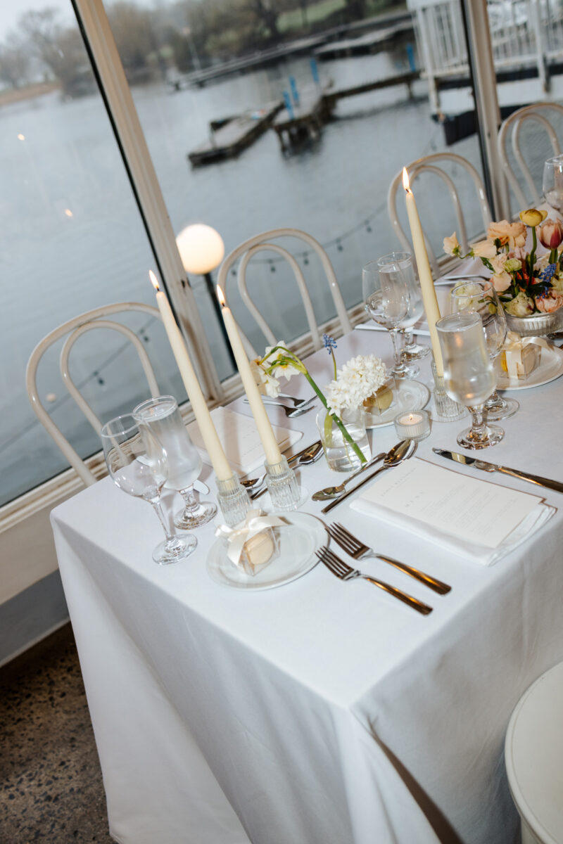 Umbrella Bar Spring Wedding 2025 (26)