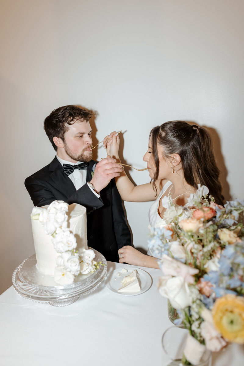 Umbrella Bar Spring Wedding 2025 (35)