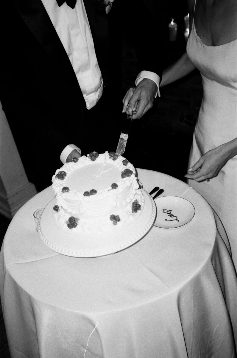 35mm Analog Film Wedding Photographer Ottawa (4)