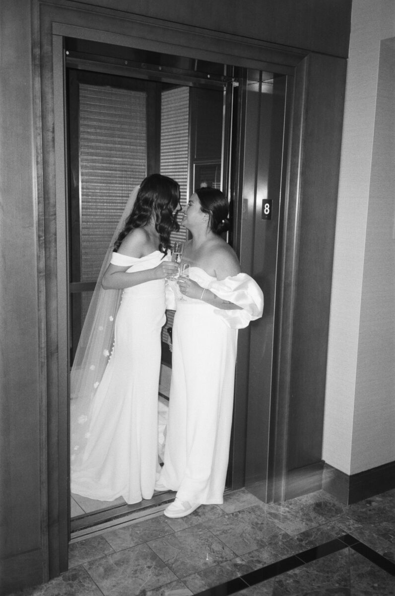 Film Wedding Photographer Adelina (1)