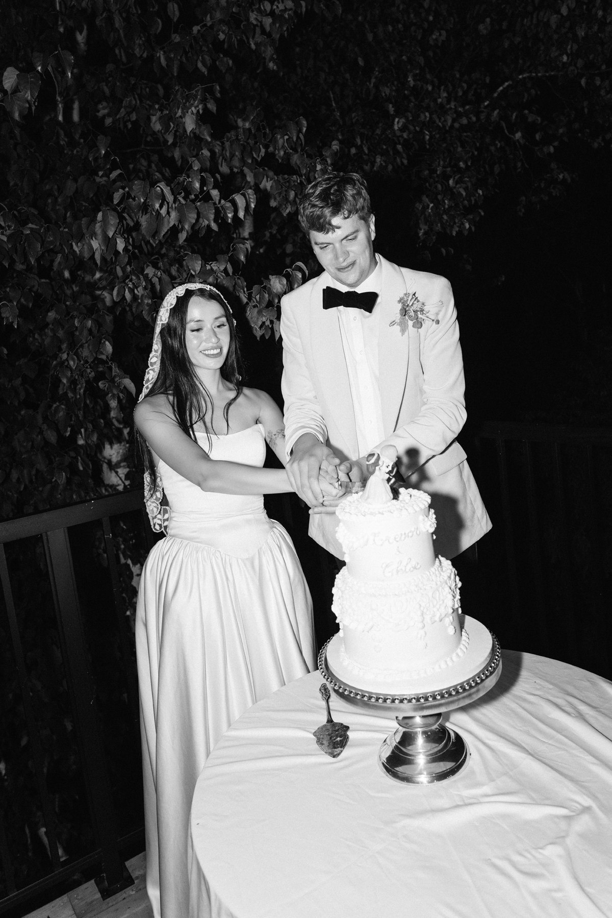 Anita Peeples Film Wedding Photography Le Riverbend Cottage Quebec (110)