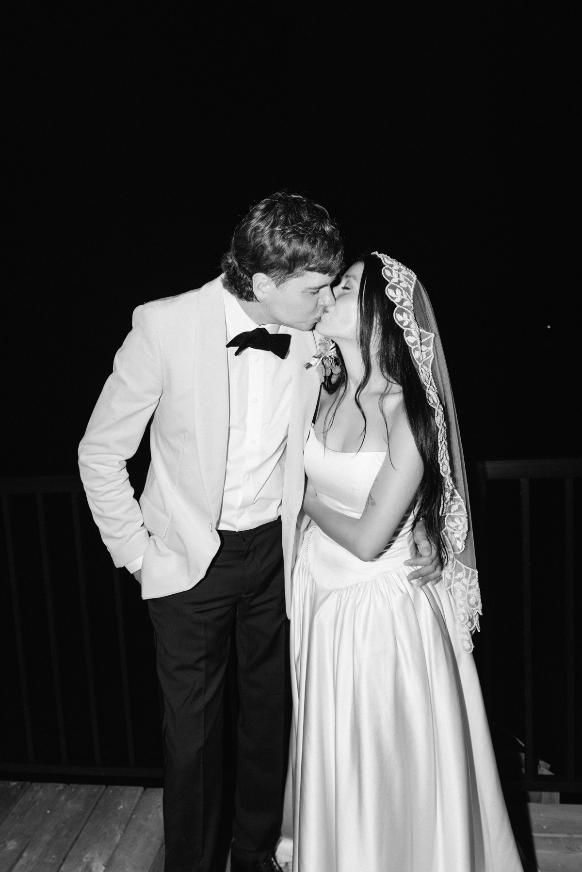 Anita Peeples Film Wedding Photography Le Riverbend Cottage Quebec (113)