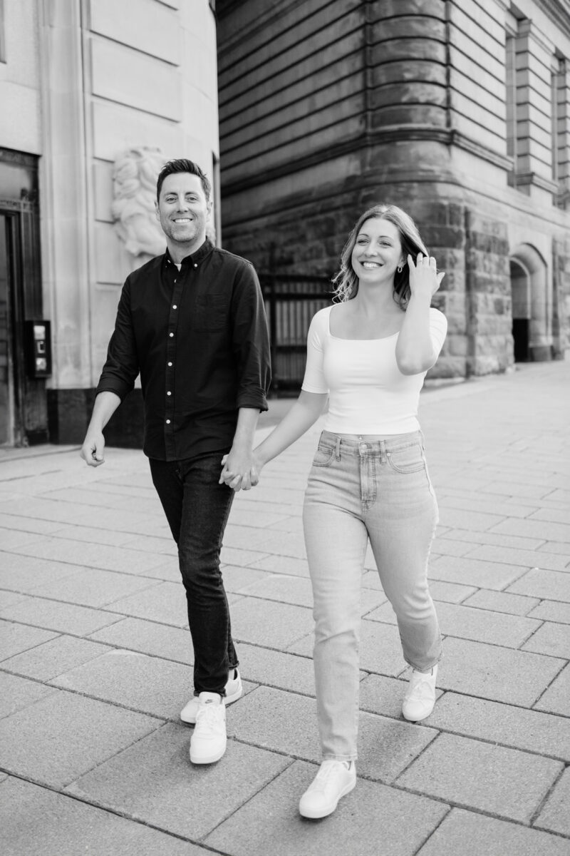Downtown Ottawa Engagement Photos (14)