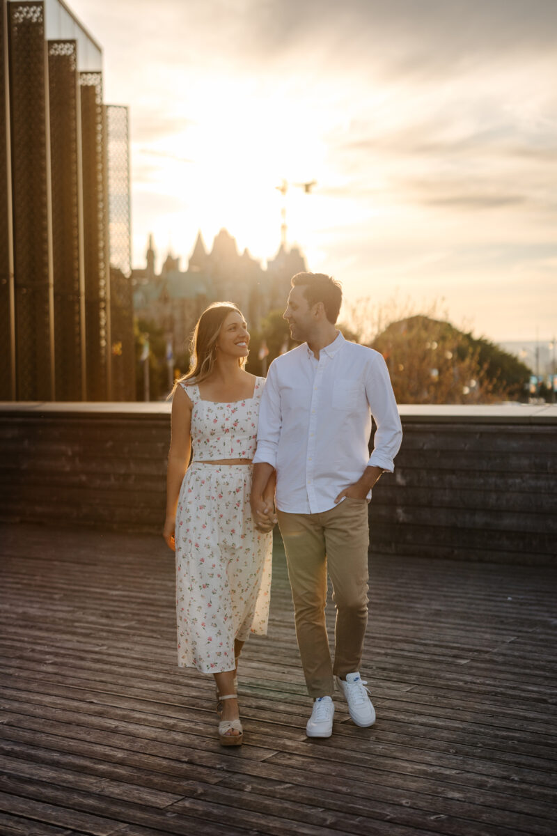 Downtown Ottawa Engagement Photos (19)