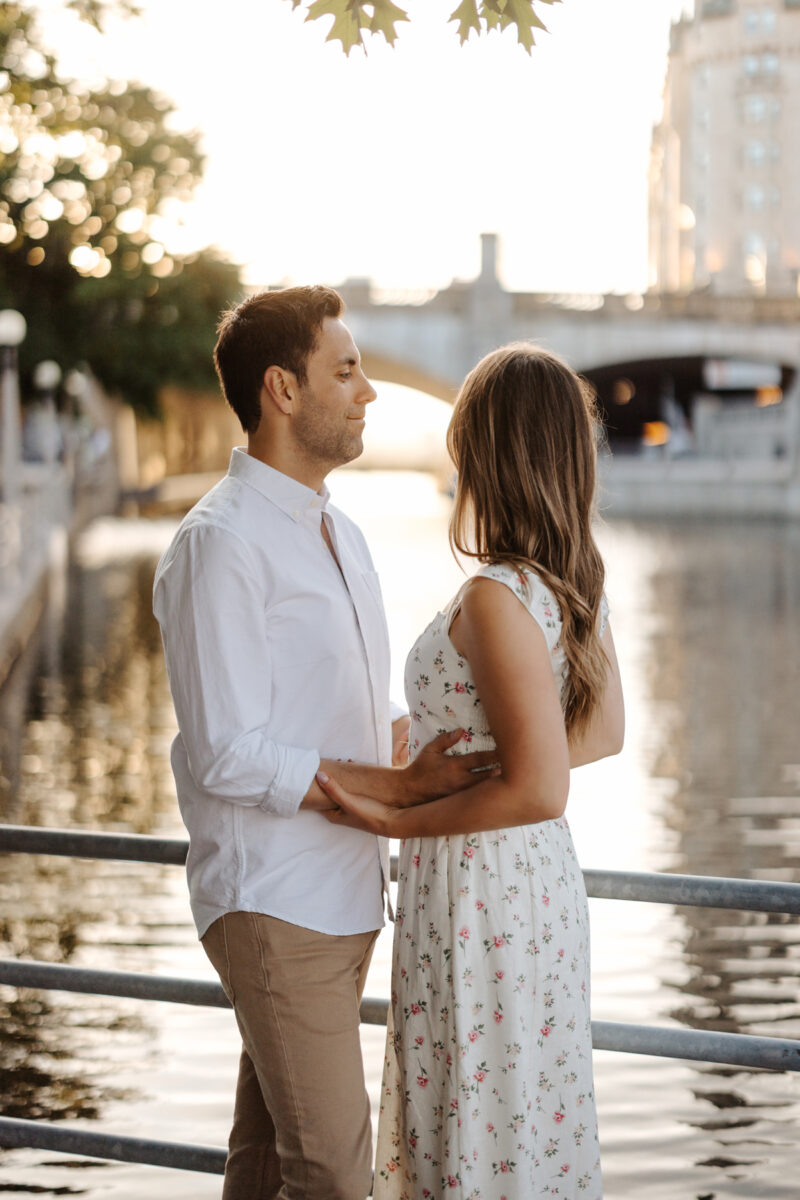 Downtown Ottawa Engagement Photos (29)