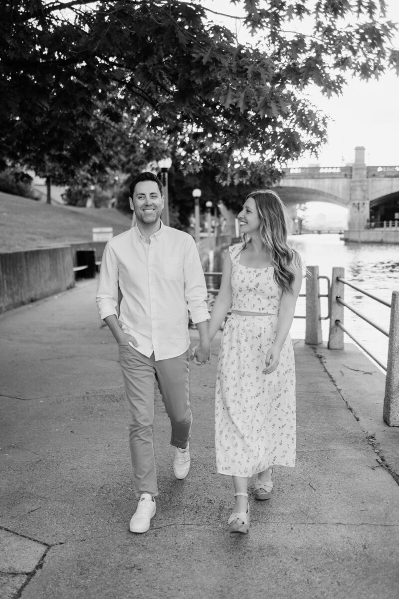 Downtown Ottawa Engagement Photos (31)