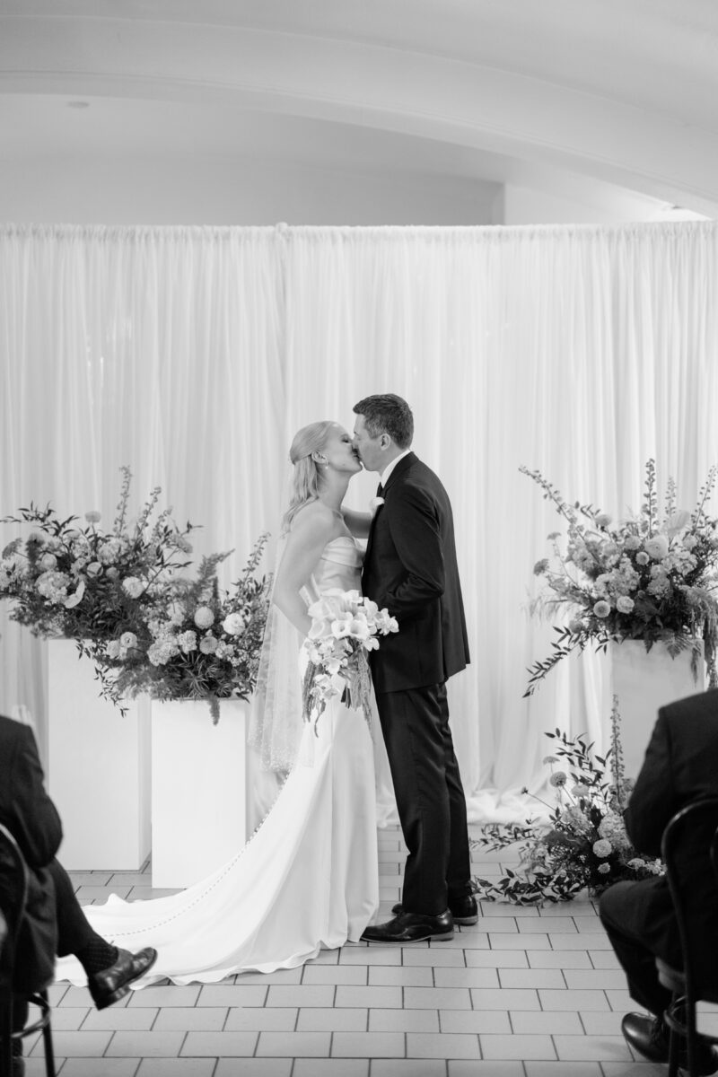 Parlour Wedding In Ottawa (73)