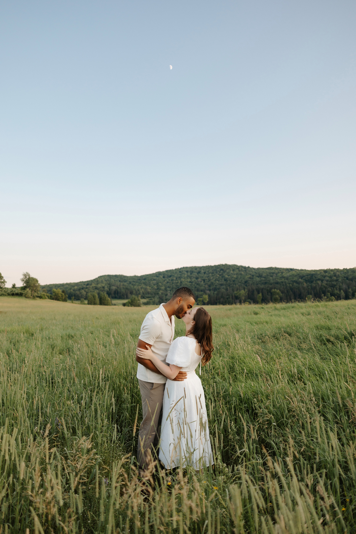 Gatineau Park Wedding Engagement Photography Sunset Field Chelsea Wakefield (25)