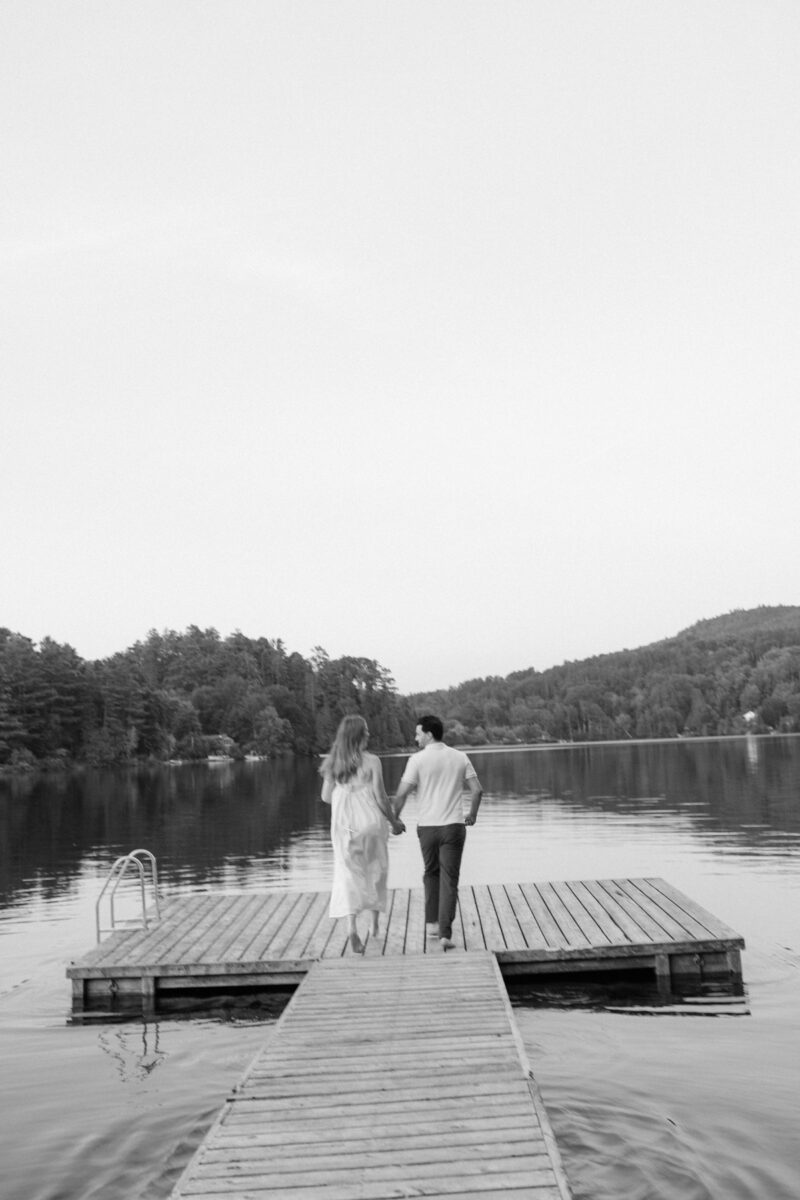 Cottage Engagement Shoot Quebec Ottawa (33)