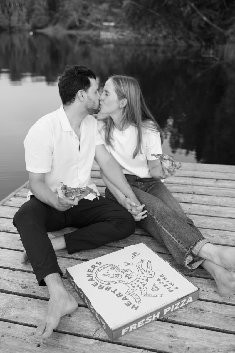 Cottage Engagement Shoot Quebec Ottawa (38)